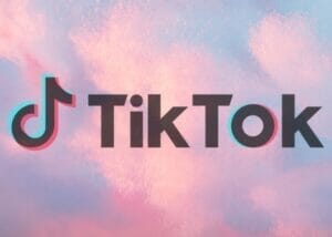TikTokの投稿が伸びる時間帯はいつ？ベストな投稿時間について解説